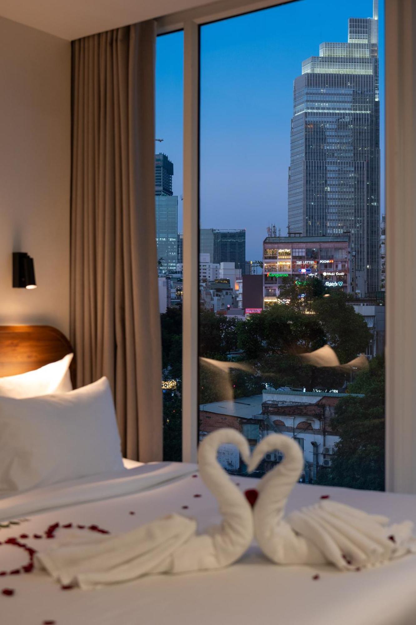 Hato Saigon Boutique Hotel & Rooftop Ho Chi Minh Zewnętrze zdjęcie